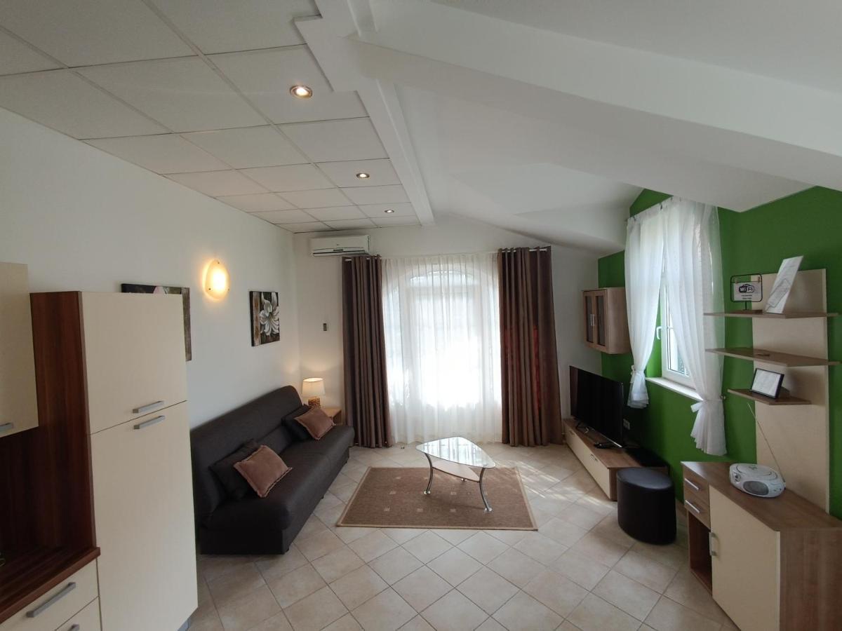Apartments Lupus Vodice Kültér fotó