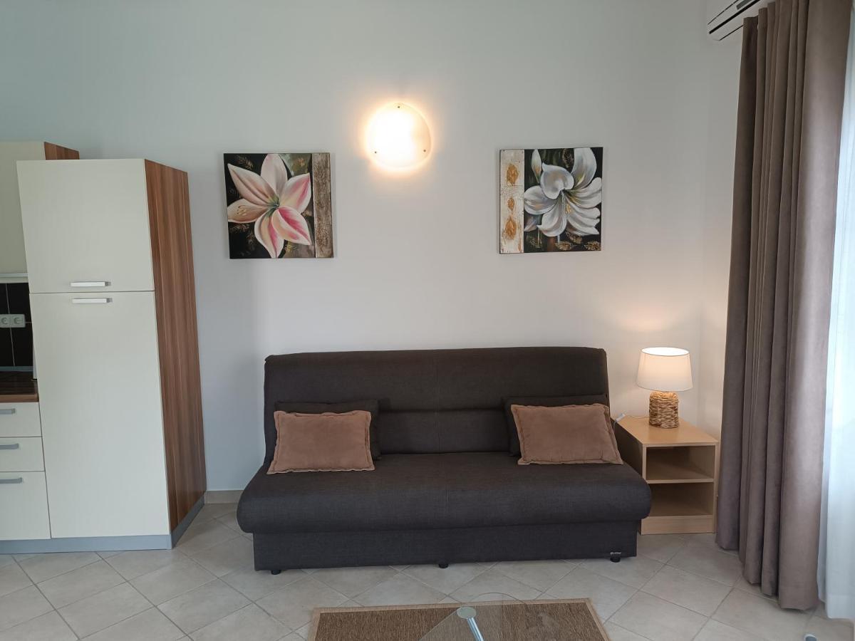 Apartments Lupus Vodice Kültér fotó