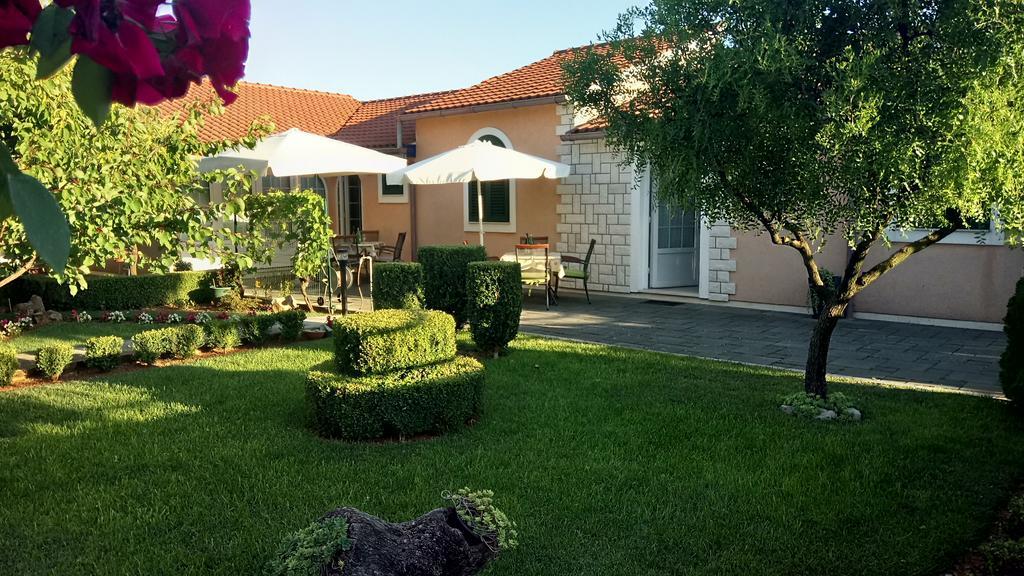 Apartments Lupus Vodice Kültér fotó